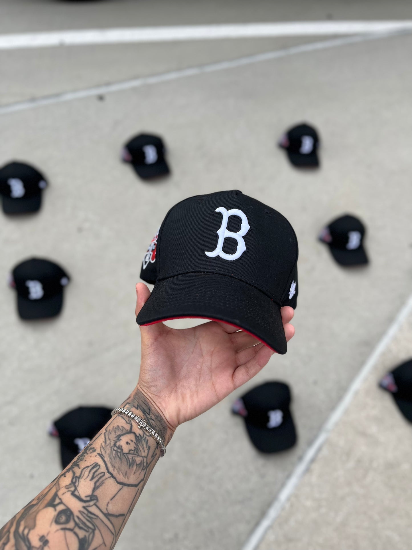 “Boston” Classic Crown